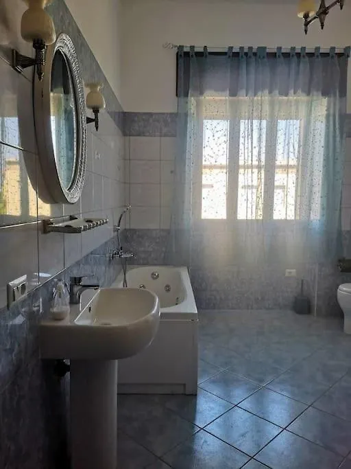 L'Oasi Di Angela2 Daire San Giovanni Suèrgiu İtalya